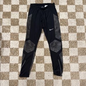 Nike Black Athletic Leggings camo reflective
